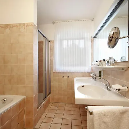 Maravilla Beauty & Spa מלון 4*